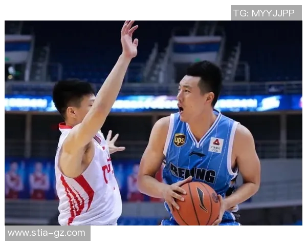 武汉篮球队以67分领跑精英赛积分榜展现强劲实力